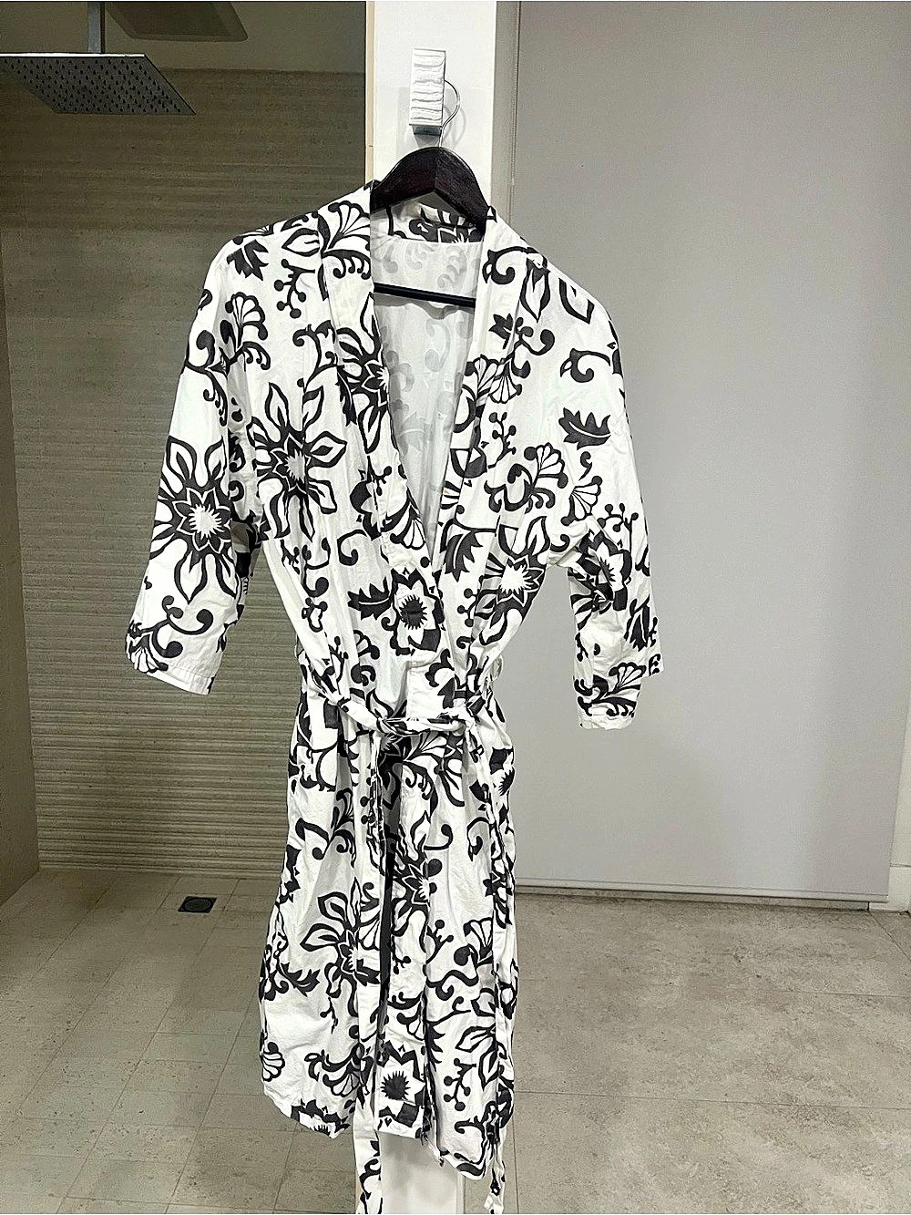 Brown & White Cotton Robe – Approx size L